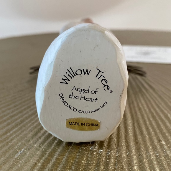 NIB Willow Tree Angel of the Heart (small) Vintage 2000 - Picture 4 of 4